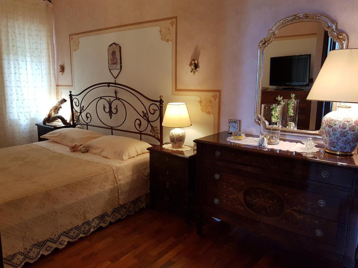 Appartamenti Via Lombardo Giardini Naxos Bagian luar foto