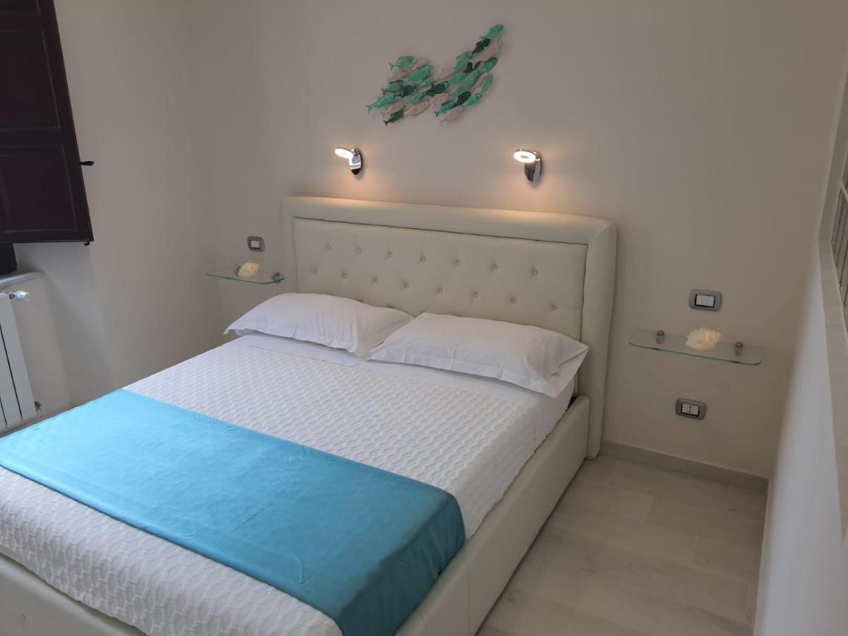Appartamenti Via Lombardo Giardini Naxos Bagian luar foto