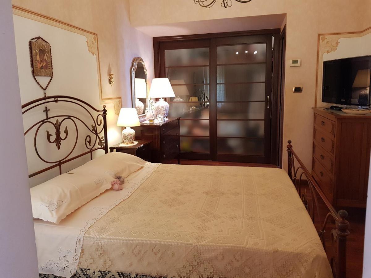 Appartamenti Via Lombardo Giardini Naxos Bagian luar foto