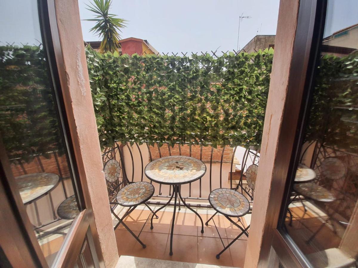 Appartamenti Via Lombardo Giardini Naxos Bagian luar foto